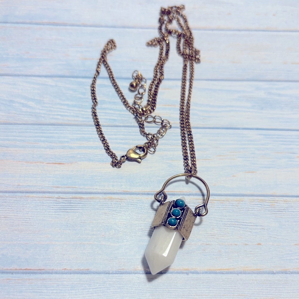 Chic Gold and Teal Stone Necklace